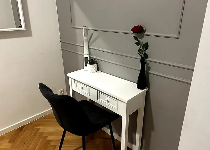 Apartment Gemuetliches Und Zentrales Nest Naehe Stadthalle Vienna