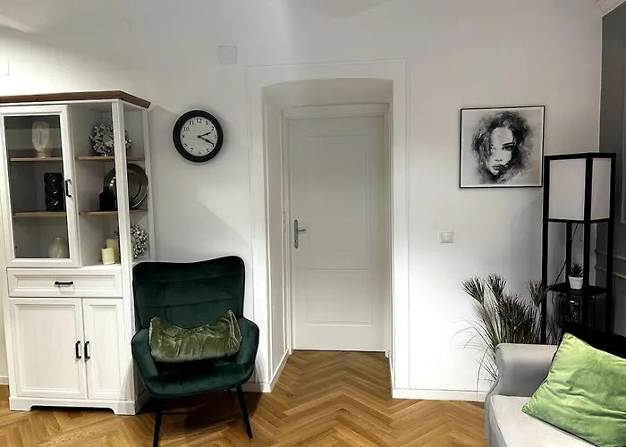 Gemuetliches Und Zentrales Nest Naehe Stadthalle Apartment Vienna